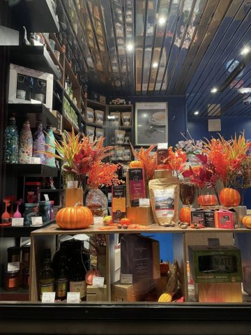 Achat de thés en vrac, cafés grand cru et chocolats idéale pour l'automne à Chambéry